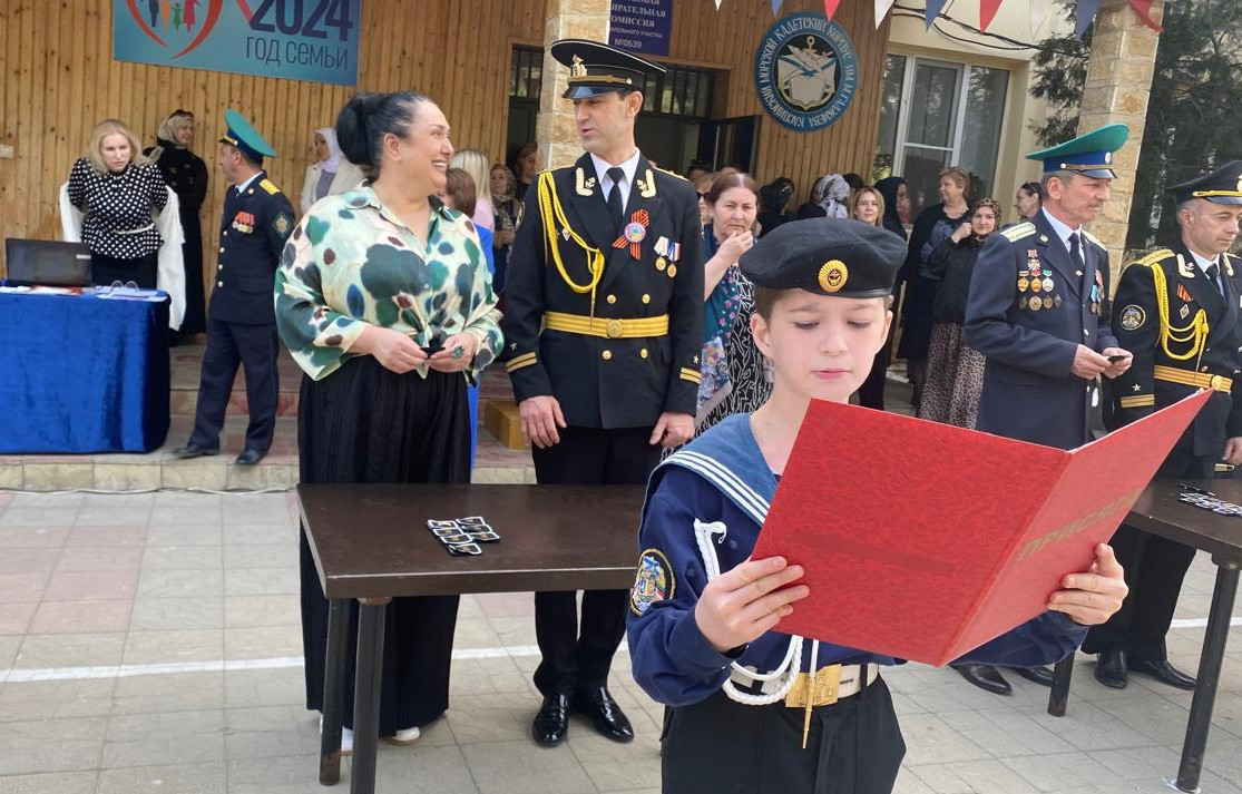 Верен Отечеству, горжусь прошлым своей Родины, готов честно служить и преумножать славу Отчизны!